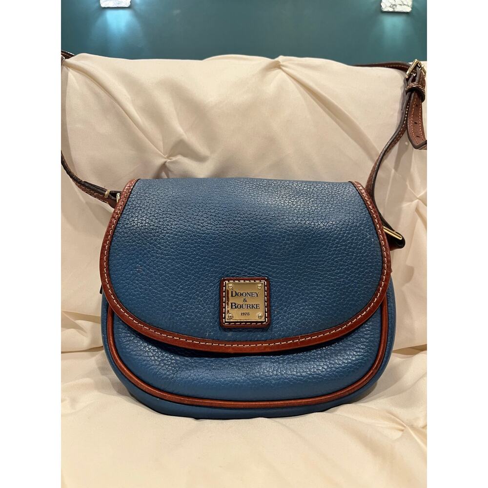Dooney & Bourke Saddle Bag Teal Pebble Grain Leather Crossbody Bag EUC